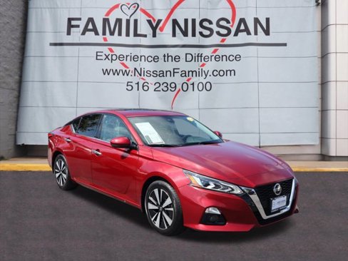 Certified 2022 Nissan Altima 2.5 SL image 1
