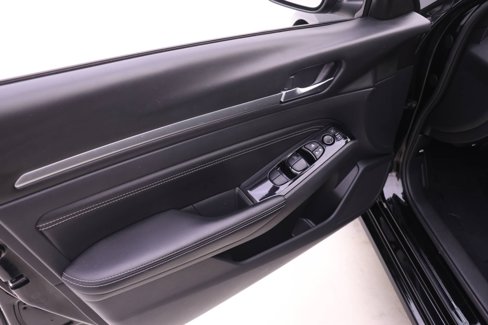 Used 2021 Nissan Altima 2.5 SV image 8