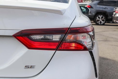 Used 2023 Toyota Camry SE image 8