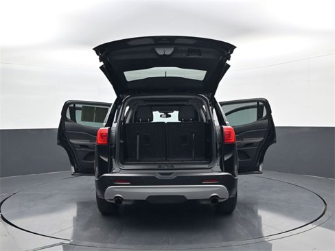 Used 2018 GMC Acadia SLT image 33