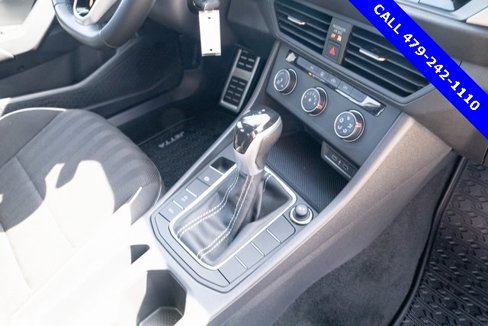 Certified 2023 Volkswagen Jetta Sport image 39