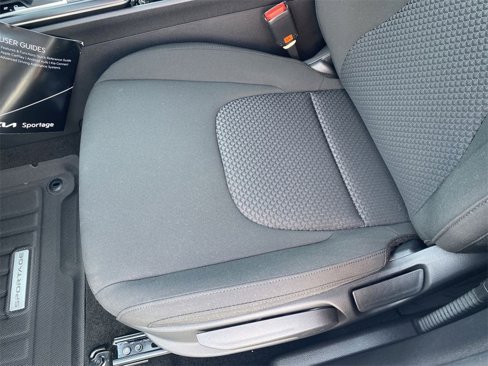 New 2026 Kia Sportage LX image 11