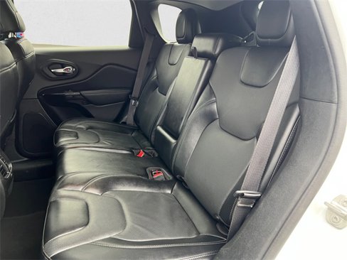 Used 2023 Jeep Cherokee Altitude Lux image 13