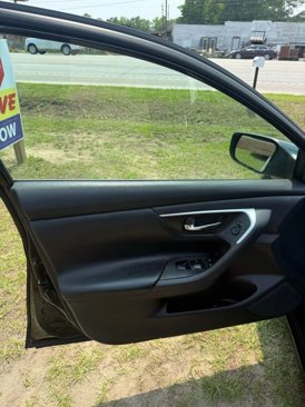 Used 2017 Nissan Altima 2.5 S w/ Power Driver Seat Package image 15