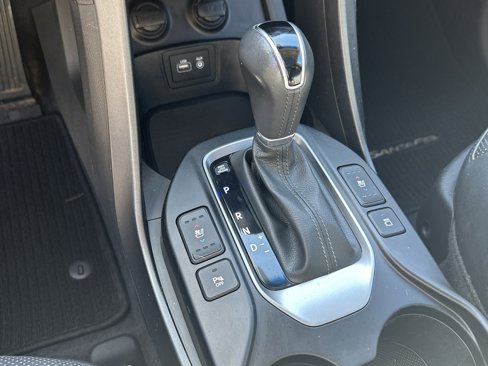 Used 2018 Hyundai Santa Fe Sport image 30