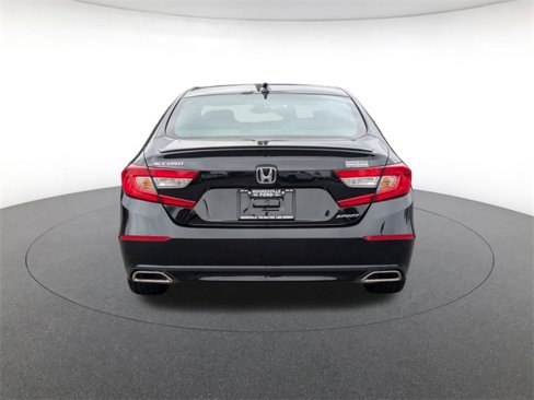 Used 2022 Honda Accord Sport image 4