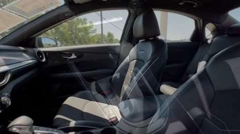Used 2022 Kia Forte GT-Line image 33
