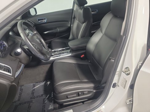 Used 2020 Acura TLX image 18