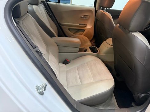 Used 2015 Chevrolet Volt Premium w/ Premium Trim Package image 27