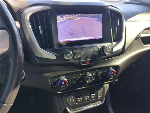 Used 2020 GMC Terrain SLT image 14