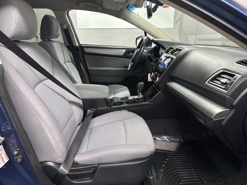 Used 2019 Subaru Outback 2.5i Premium image 21