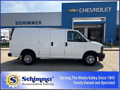 Used 2017 Chevrolet Express 2500 image 1