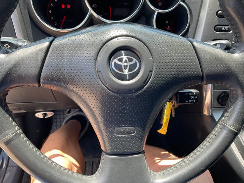 Used 2005 Toyota Matrix XR image 18