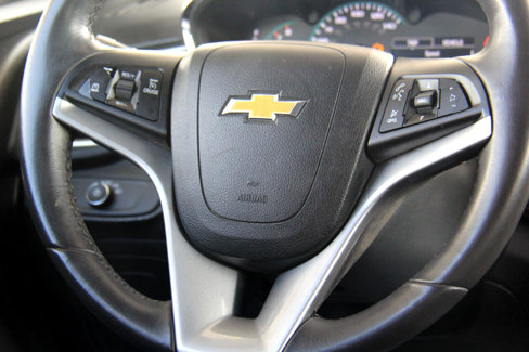 Used 2022 Chevrolet Trax LT w/ Driver Confidence Package image 11