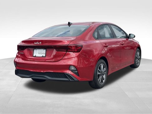 Used 2023 Kia Forte LXS w/ LXS Technology Package image 4