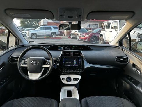 Used 2016 Toyota Prius Four image 20