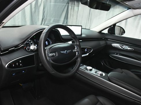 Used 2025 Genesis GV70 2.5T Select w/ Select Package image 19