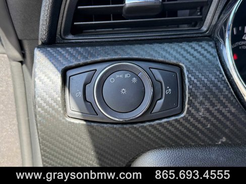 Used 2017 Ford Mustang Coupe image 24