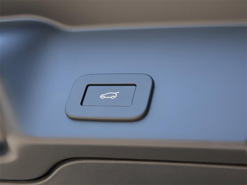 New 2026 Land Rover Range Rover Evoque S image 17