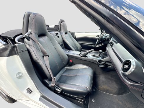 Used 2016 MAZDA MX-5 Miata Grand Touring image 25