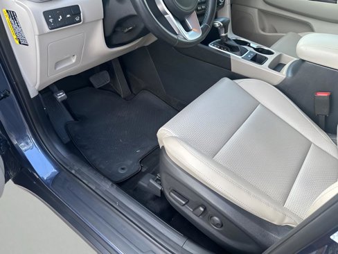 Used 2020 Kia Sportage EX image 26