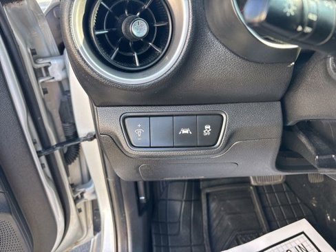 Used 2021 Kia Forte LXS image 19