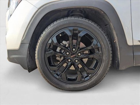 Used 2022 GMC Terrain SLE w/ Driver Convenience Package image 20