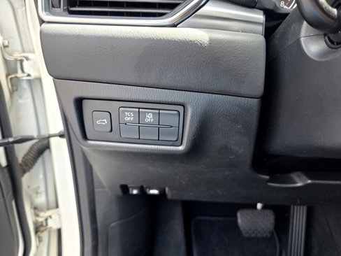 Used 2019 MAZDA CX-5 Touring image 18