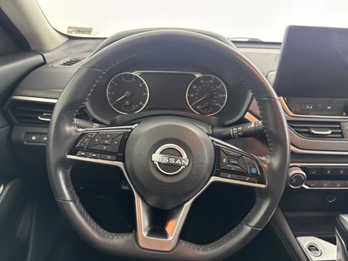 Used 2023 Nissan Altima 2.5 SV w/ SV Premium Package image 20