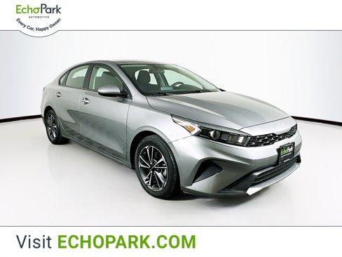 Used 2024 Kia Forte LXS image 1
