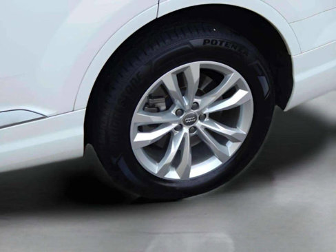 Used 2018 Audi Q7 3.0T Premium Plus image 9