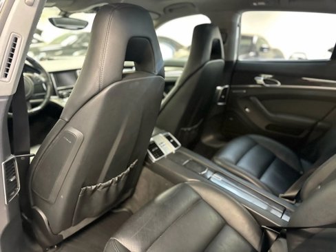 Used 2013 Porsche Panamera S image 15