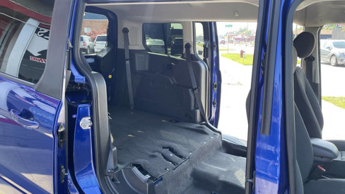 Used 2017 Ford Transit Connect XLT image 23