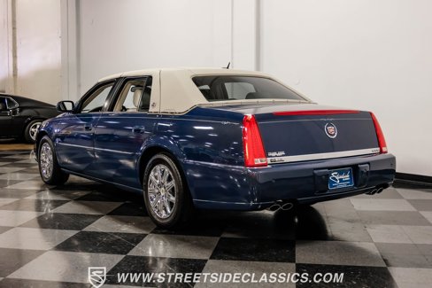 Used 2008 Cadillac DTS Luxury III image 9