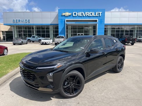 New 2025 Chevrolet Trax ACTIV w/ Driver Confidence Package image 2