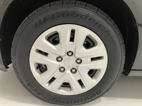 Used 2018 Dodge Grand Caravan SE image 22