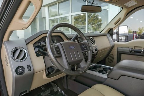 Used 2011 Ford F250 Lariat w/ Lariat Interior Pkg image 23
