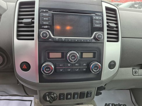 Used 2015 Nissan Frontier SV w/ SV Value Truck Package image 19