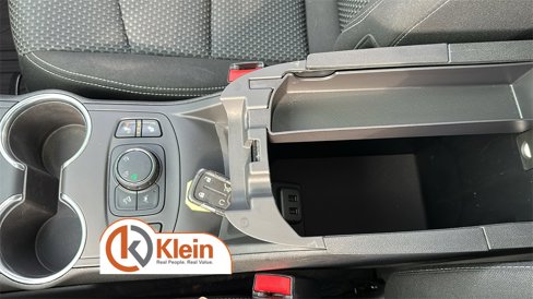 Used 2022 GMC Terrain SLE image 24