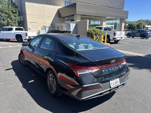 Certified 2024 Hyundai Elantra SEL image 9