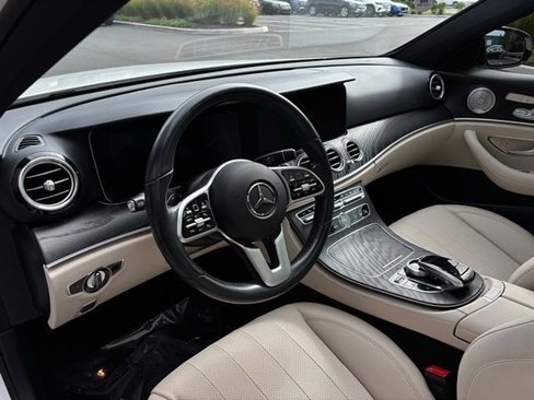 Used 2020 Mercedes-Benz E 350 4MATIC Sedan image 13