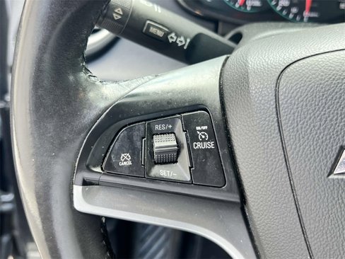 Used 2017 Chevrolet Trax LT w/ LT Convenience Package image 18