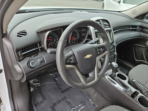 Used 2015 Chevrolet Malibu LT image 22