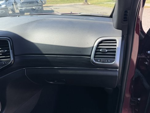Used 2020 Jeep Grand Cherokee Limited image 35