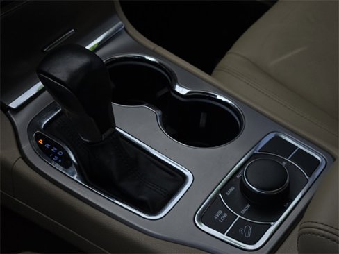 Used 2020 Jeep Grand Cherokee Limited image 23