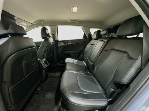 Used 2023 Kia Sportage EX image 25