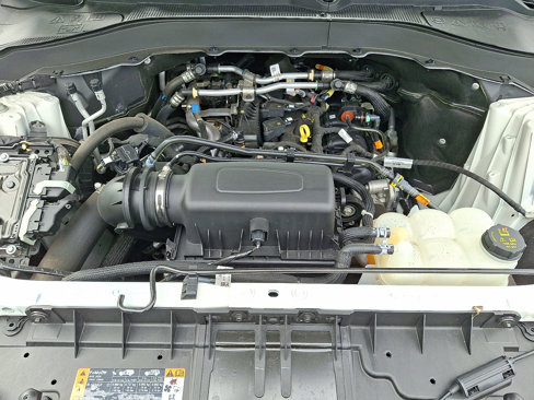 Used 2023 Ford Explorer XLT w/ Equipment Group 202A image 33