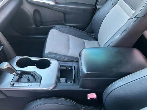 Used 2012 Toyota Camry SE image 24