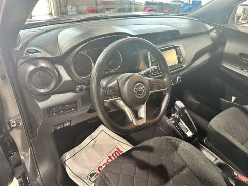 Used 2023 Nissan Kicks S image 12