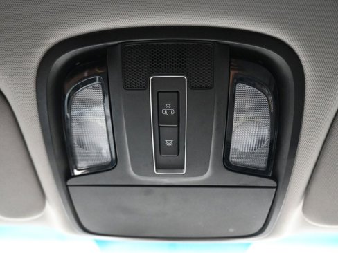 Used 2020 Kia Sorento LX image 23